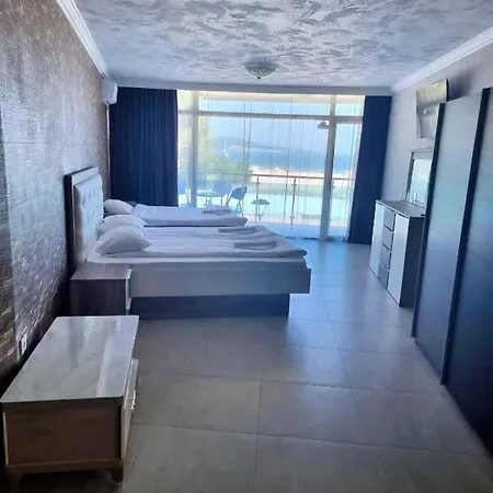 Gallery Deluxe * Sunny Beach